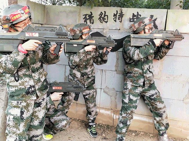 申雨钼业销售部真人CS野战团建活动圆 满结束